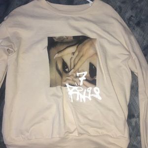Ariana Grande long sleeve